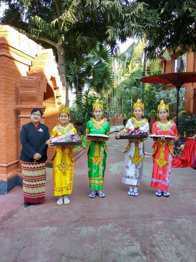 Hotel Sincere Smile Bagan New Bagan Dış mekan fotoğraf